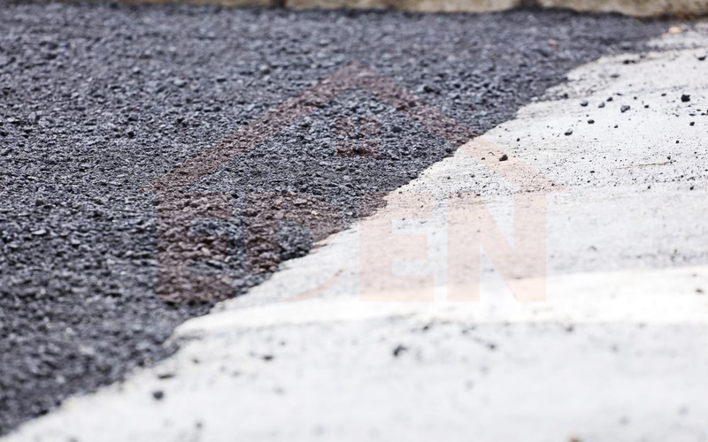 comparison between concrete and asphalt driveway for nyc home onwners