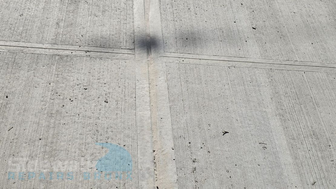 sidewalk expansion joint